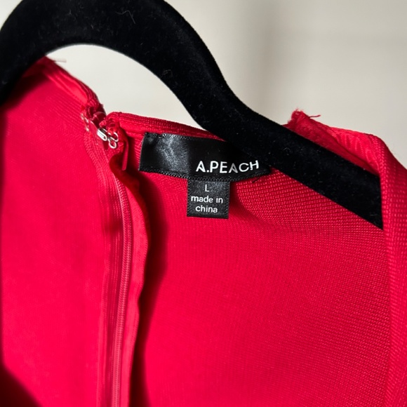 Red hot dress! - Picture 2 of 9